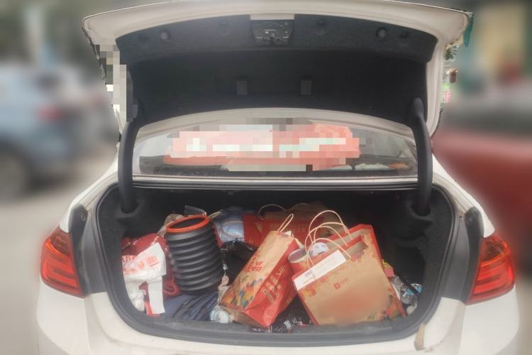 Used BMW 3 Series 2013 320Li Fashion Model Trunk