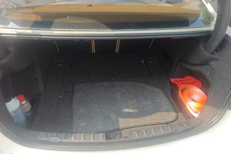 Used BMW 3 Series 2013 320i Sport Edition Trunk