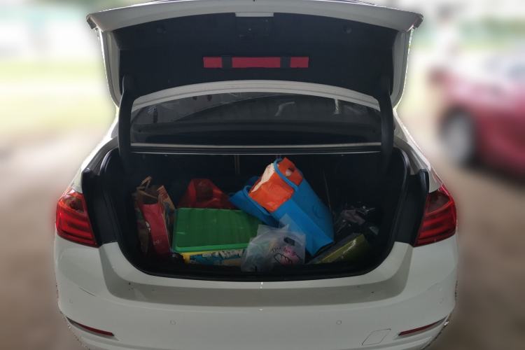 Used BMW 3 Series 2013 320Li Fashion Model Trunk