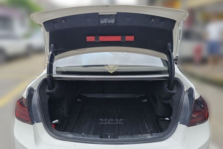 Used BMW 3 Series 2013 320Li Fashion Model Trunk