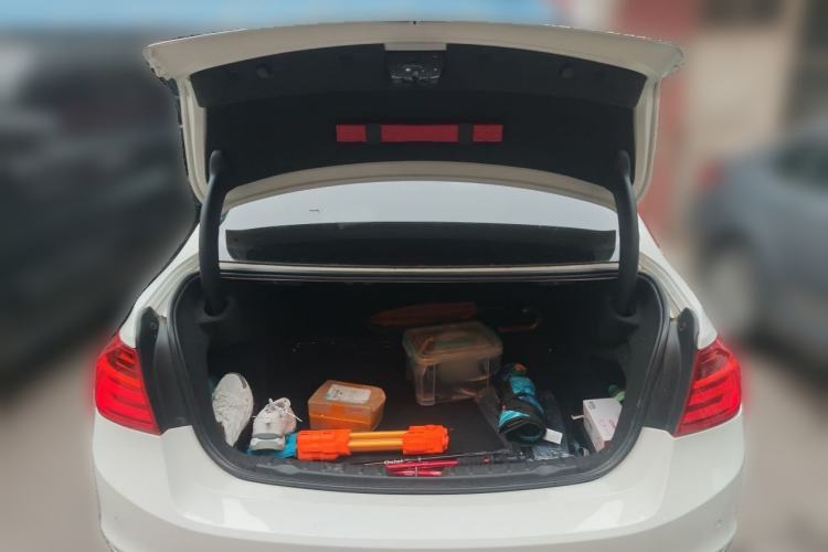 Used BMW 3 Series 2013 320i Sport Edition Trunk