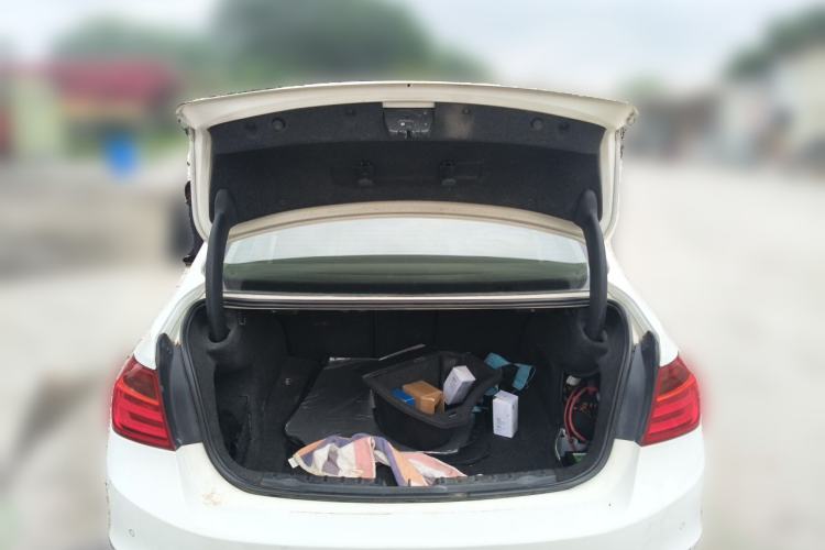 Used BMW 3 Series 2013 320Li Fashion Design Package Trunk