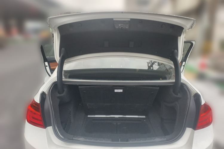 Used BMW 3 Series 2013 320Li Luxury Design Package Trunk