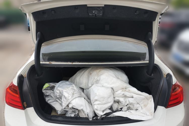 Used BMW 3 Series 2013 320Li Fashion Model Trunk