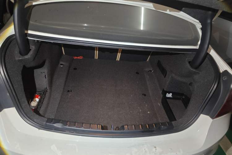 Used BMW 3 Series 2013 316i Active Edition Trunk