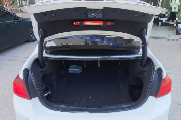 Used BMW 3 Series 2013 Facelifted 320Li Luxury Design Package Trunk