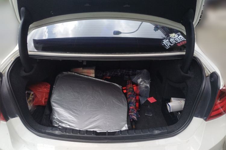 Used BMW 3 Series 2013 320Li Fashion Model Trunk
