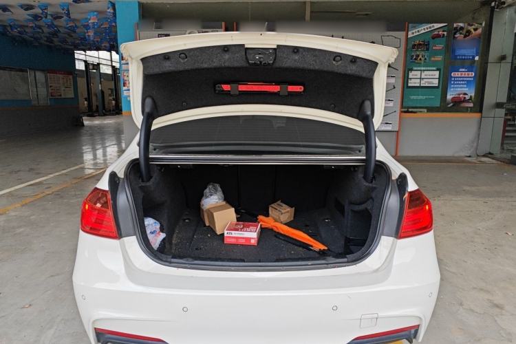 Used BMW 3 Series 2013 328Li Luxury Design Package Trunk