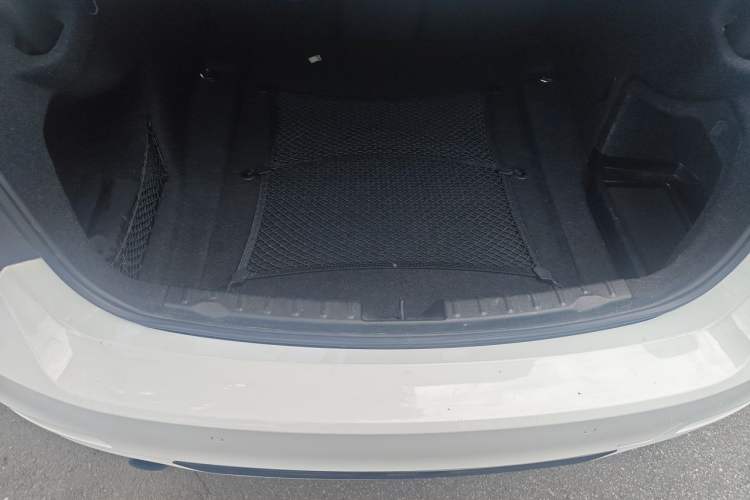 Used BMW 3 Series 2013 320i Sport Design Package Trunk