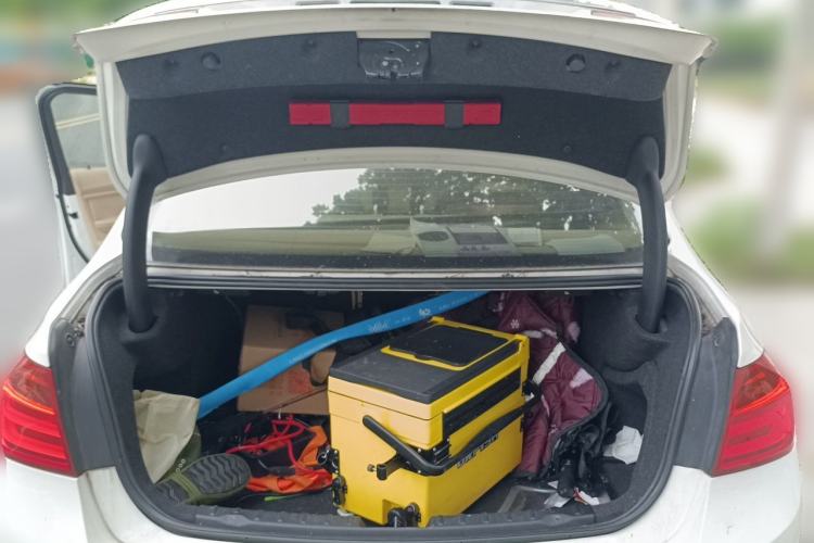 Used BMW 3 Series 2013 320Li Fashion Model Trunk