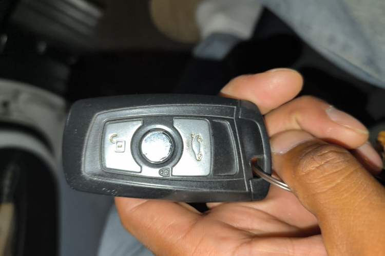 Used BMW 3 Series 2013 320Li Fashion Model Vehicle Key