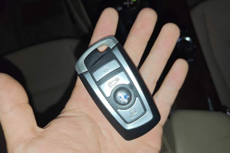 Used BMW 3 Series 2013 320Li Fashion Model Vehicle Key