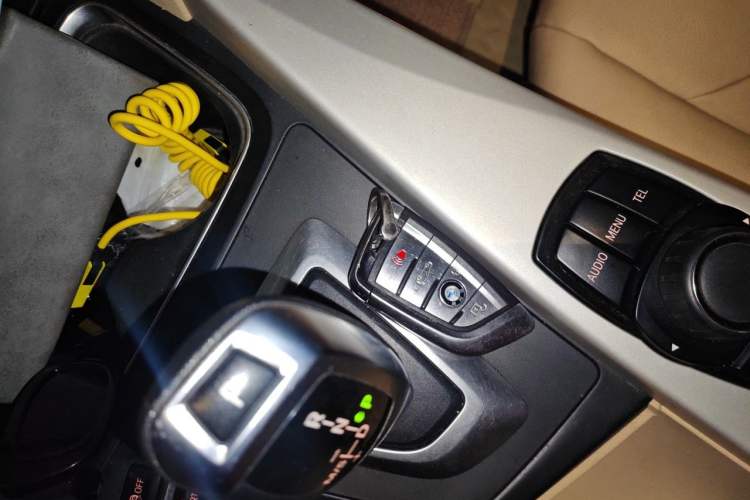 Used BMW 3 Series 2013 320Li Fashion Model Vehicle Key
