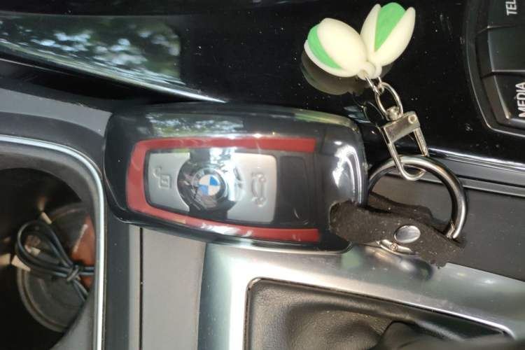 Used BMW 3 Series 2013 328i Sport Design Package Vehicle Key