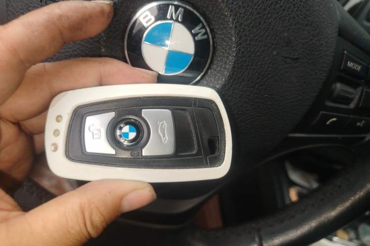Used BMW 3 Series 2013 320Li Fashion Model Vehicle Key