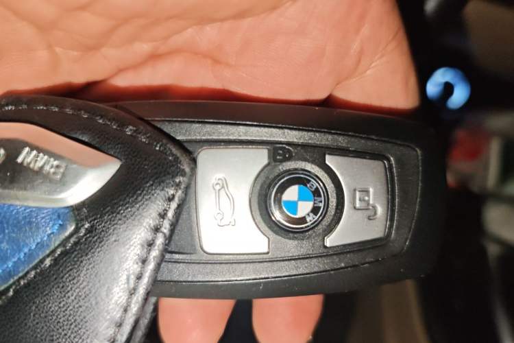 Used BMW 3 Series 2013 320Li Fashion Model Vehicle Key