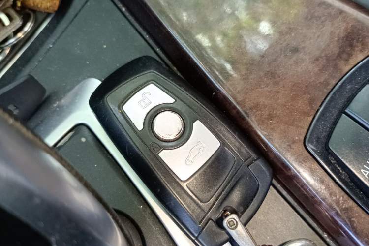 Used BMW 3 Series 2013 320Li Fashion Model Vehicle Key