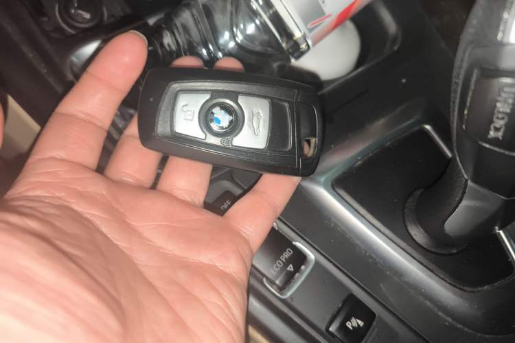 Used BMW 3 Series 2013 320Li Fashion Model Vehicle Key