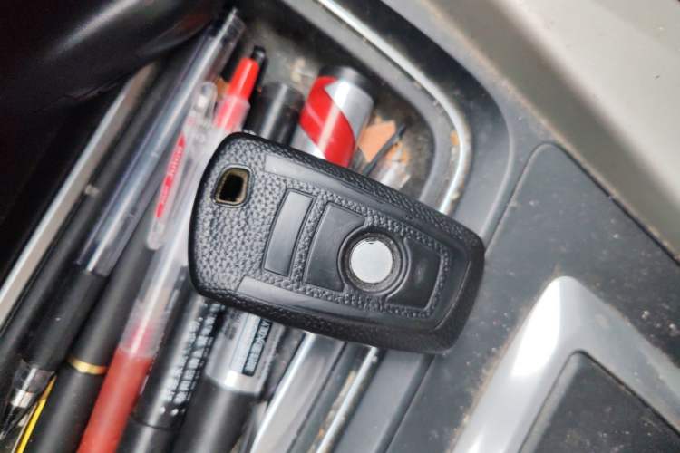 Used BMW 3 Series 2013 320Li Fashion Model Vehicle Key