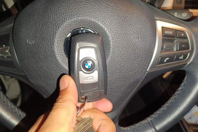 Used BMW 3 Series 2013 316i Active Edition Vehicle Key