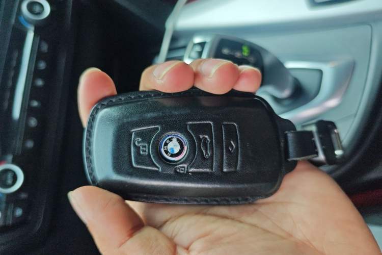 Used BMW 3 Series 2013 320i Sport Edition Vehicle Key