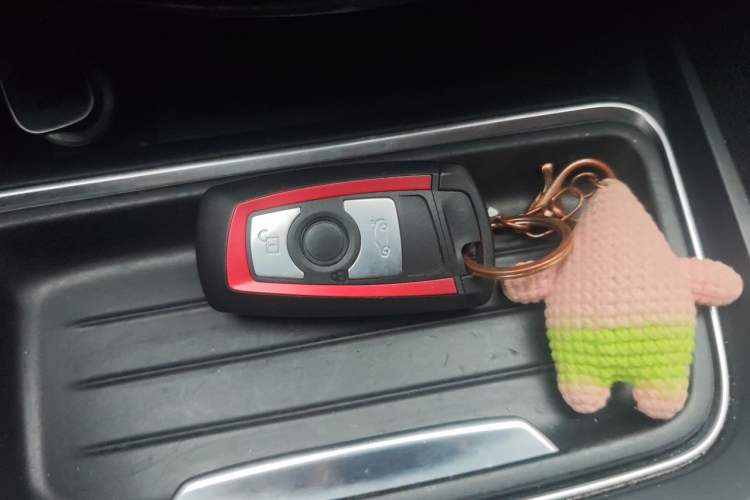Used BMW 3 Series 2013 320i Sport Edition Vehicle Key