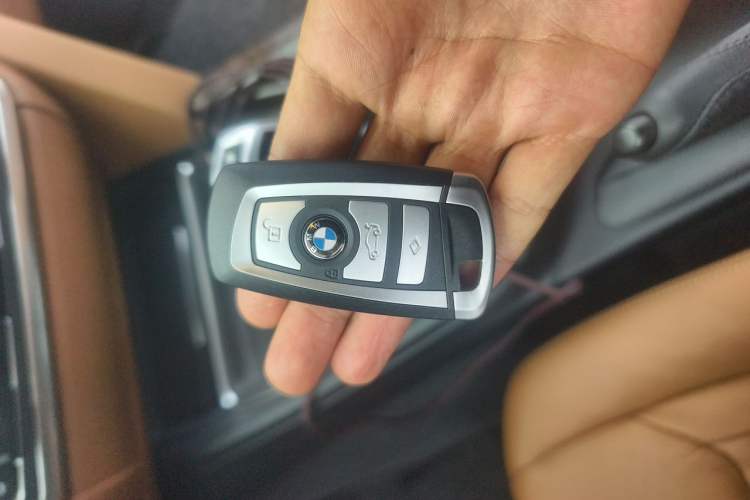 Used BMW 3 Series 2013 320Li Luxury Design Package Vehicle Key