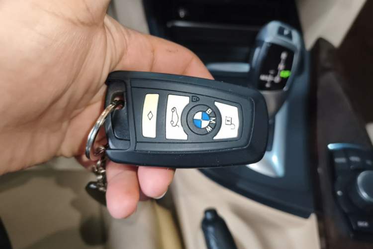 Used BMW 3 Series 2013 320Li Fashion Model Vehicle Key