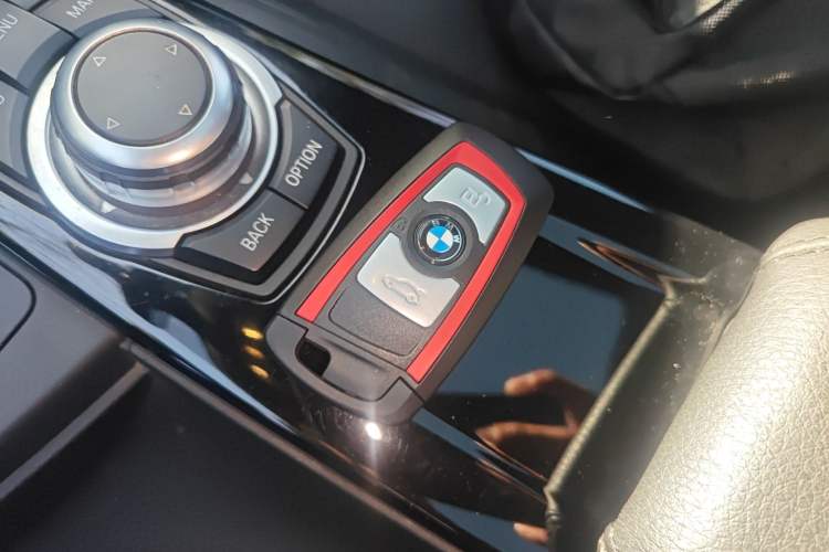 Used BMW 3 Series 2013 Facelifted 328i Sport Design Package Vehicle Key