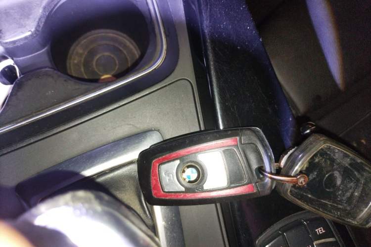 Used BMW 3 Series 2013 320i Sport Design Package Vehicle Key