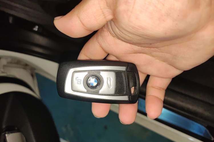 Used BMW 3 Series 2013 320Li Luxury Design Package Vehicle Key