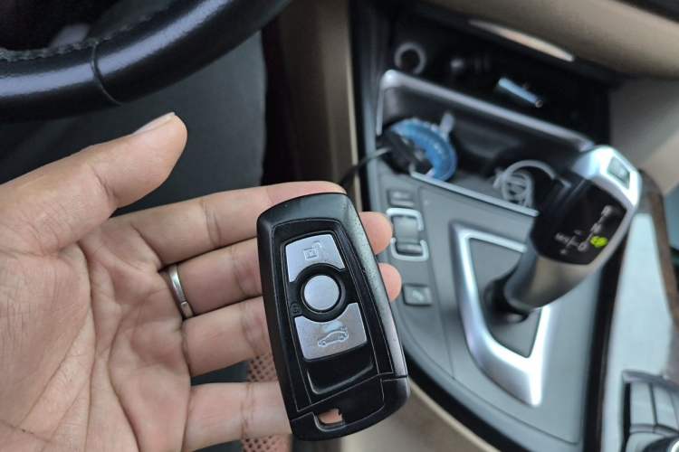 Used BMW 3 Series 2013 320Li Fashion Model Vehicle Key