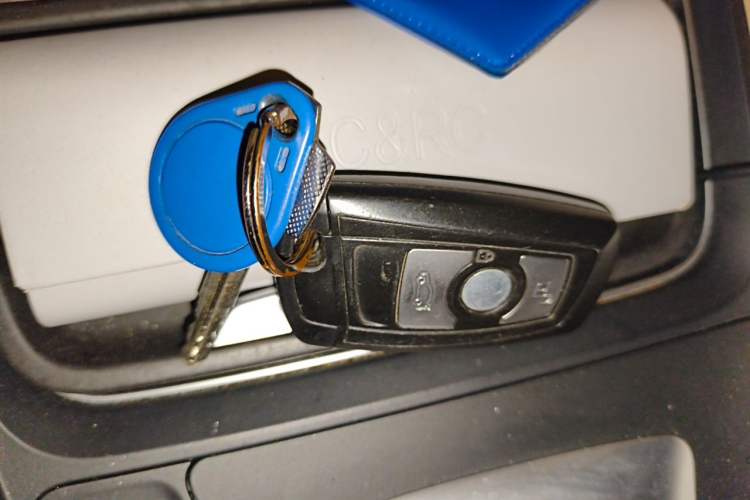 Used BMW 3 Series 2013 320i Sport Touring Edition Vehicle Key