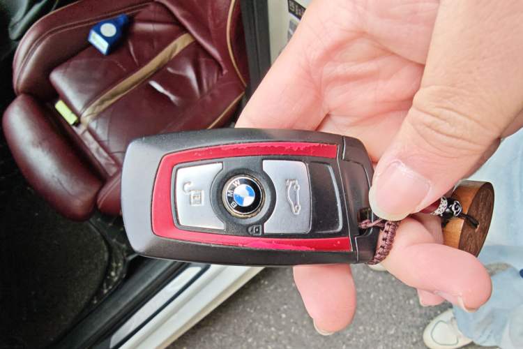 Used BMW 3 Series 2013 Restyled 320i Sport Design Package Vehicle Key