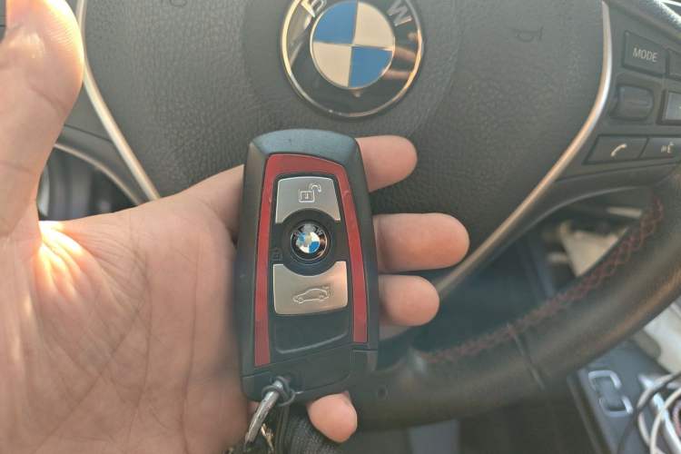 Used BMW 3 Series 2013 320i Sport Design Package Vehicle Key