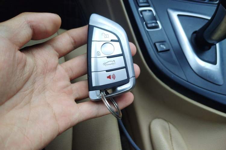 Used BMW 3 Series 2013 320Li Fashion Model Vehicle Key