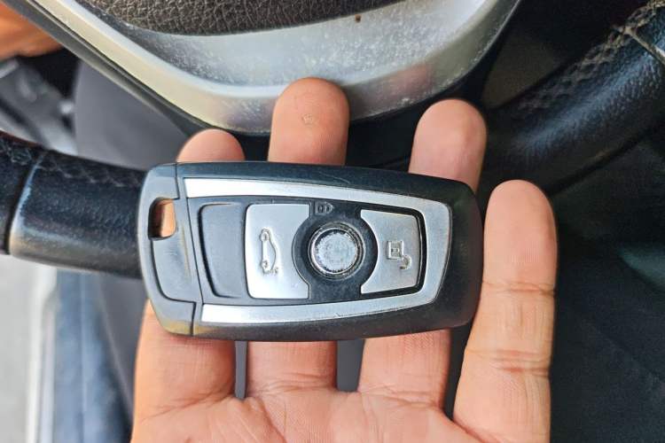 Used BMW 3 Series 2013 320Li Luxury Design Package Vehicle Key