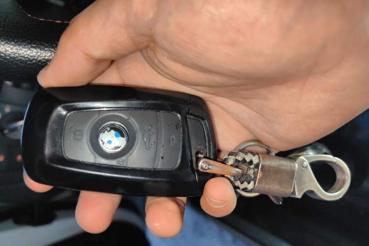 Used BMW 3 Series 2013 320i Sport Design Package Vehicle Key