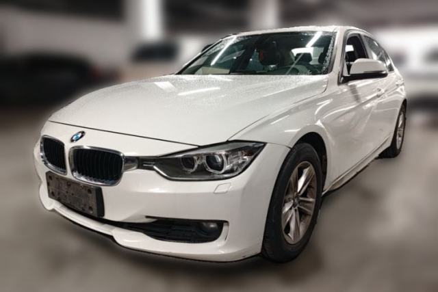 BMW 3 Series 2013 320i Sport Edition usata
