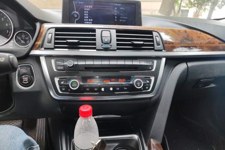 Used BMW 3 Series 2013 328Li Luxury Design Package Audio And AC Panel