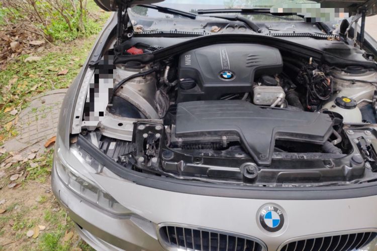 Used BMW 3 Series 2013 328Li Luxury Design Package Engine Bay Right