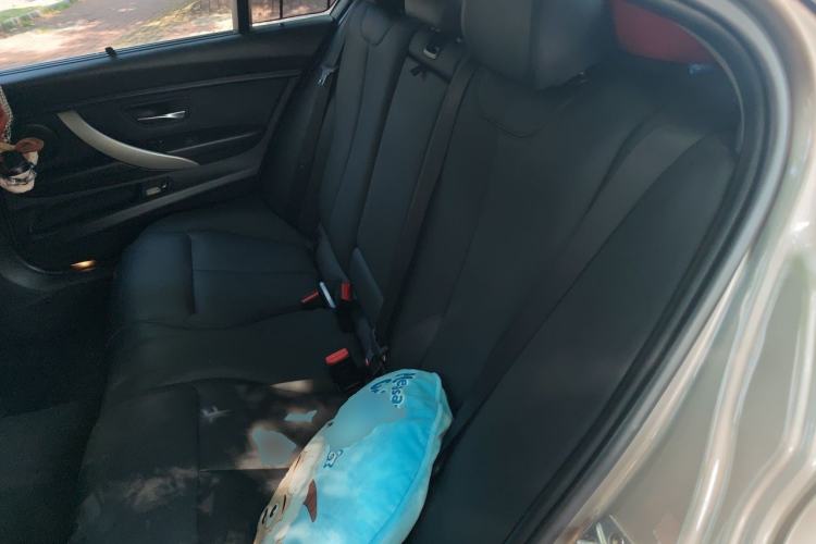 Used BMW 3 Series 2013 320Li Fashion Model Left Rear Seat