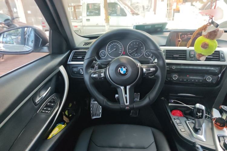 Used BMW 3 Series 2013 320Li Fashion Model Steering Wheel