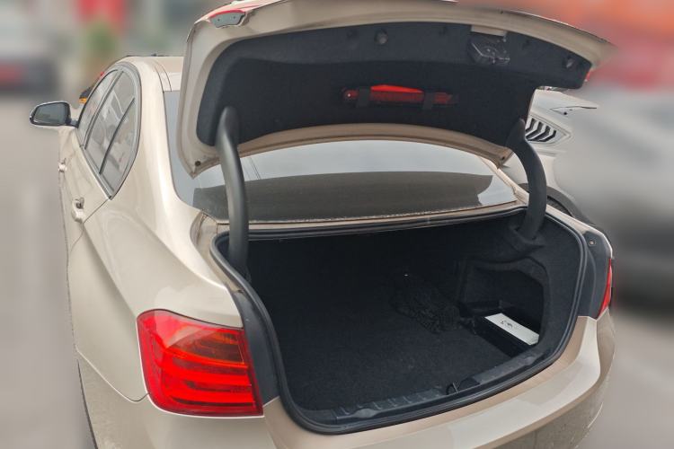 Used BMW 3 Series 2013 320i Sport Design Package Trunk