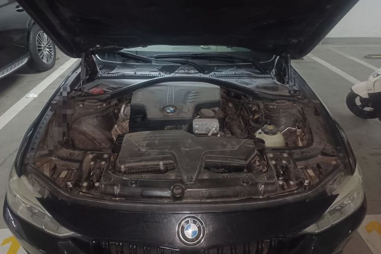 Used BMW 3 Series 2014 320i Sport Edition Engine Bay
