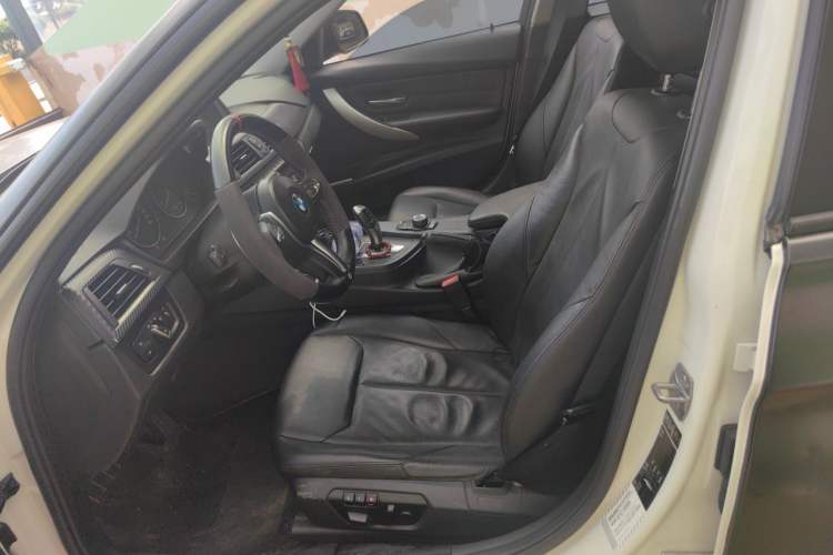 Used BMW 3 Series 2014 320i Sport Edition Left Front Seat