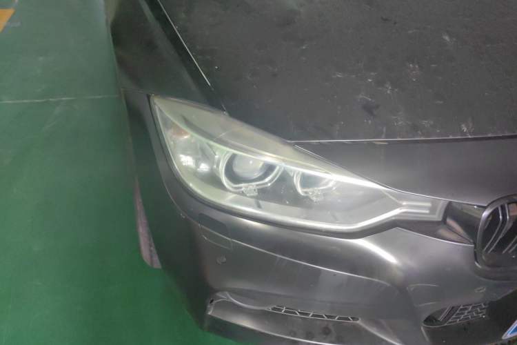 Used BMW 3 Series 2014 320i Sport Edition Right Front Headlight