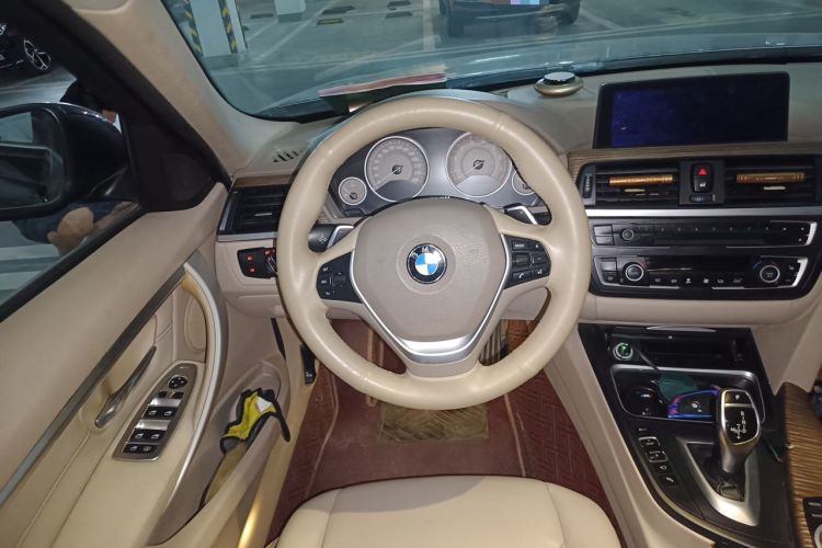 Used BMW 3 Series 2014 320i Sport Edition Steering Wheel