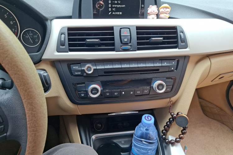 Used BMW 3 Series 2014 320Li Fashion Model Audio And AC Panel
