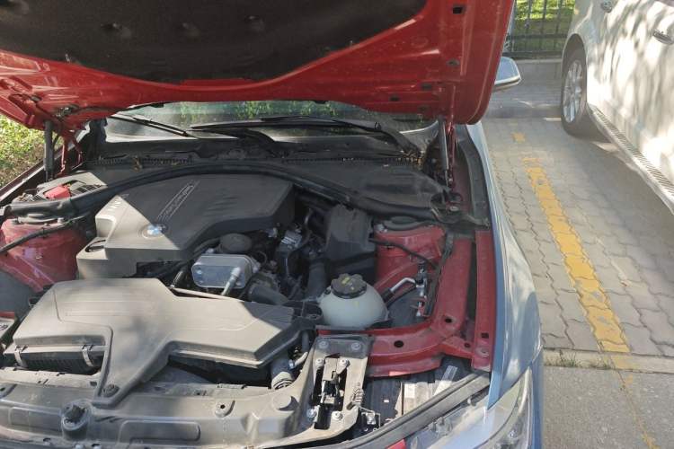 Used BMW 3 Series 2014 328Li Luxury Design Package Engine Bay Left